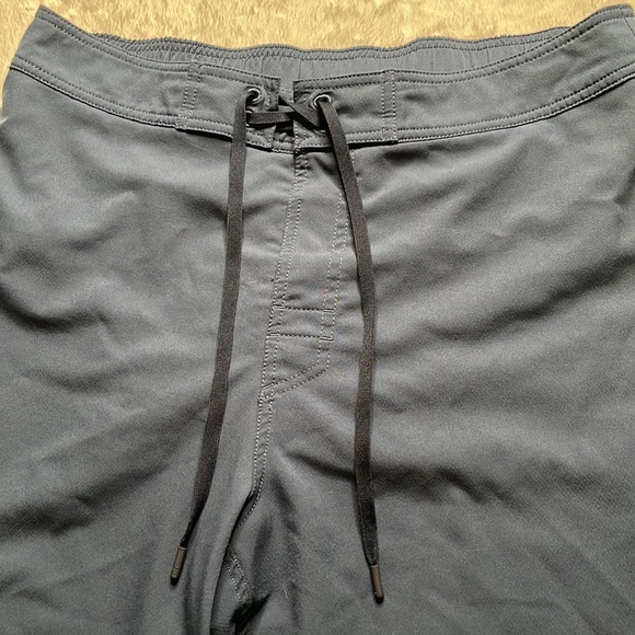 Southern Tide navy blue mens swim trunks size large - Picture 2 of 5